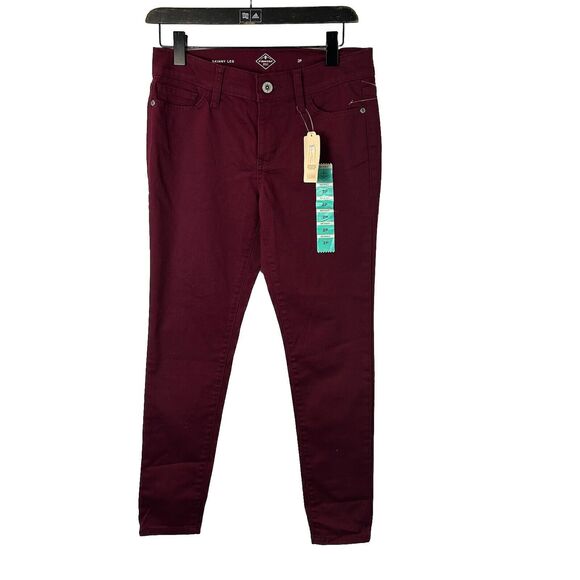 ST. JOHN'S BAY Quality, Apparel  Women's Pants Skinny Leg Stretch Burgundy 2P - Picture 1 of 9
